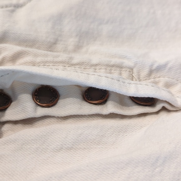 Free People we the free soft relaxed framed raw cut hem shorts worn white 28 - Picture 3 of 14